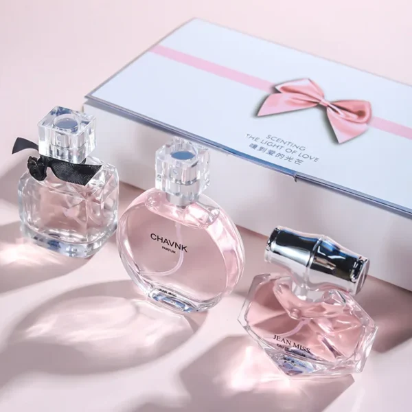 90ML(30mlx3PCS) Eau De Parfum Gift Box Feminino Spray Fresh Light Scent Floral Fruity Chypre Notes LongLasting Women Perfume Set - Image 3
